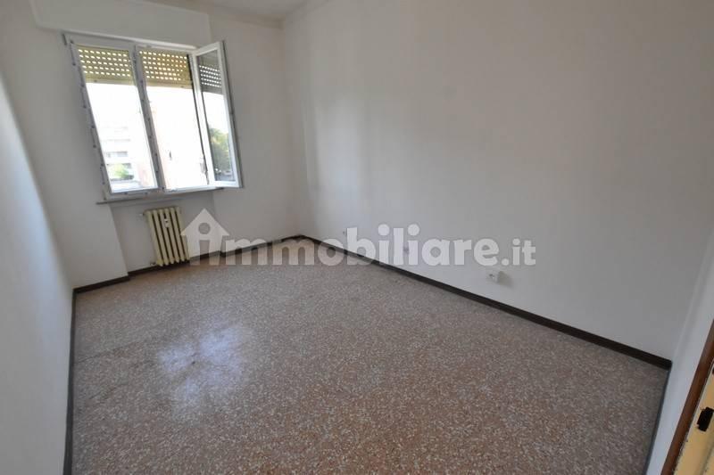 Quadrilocale via Caduti di Cefalonia, Centro, Fidenza — foto 18 di 44