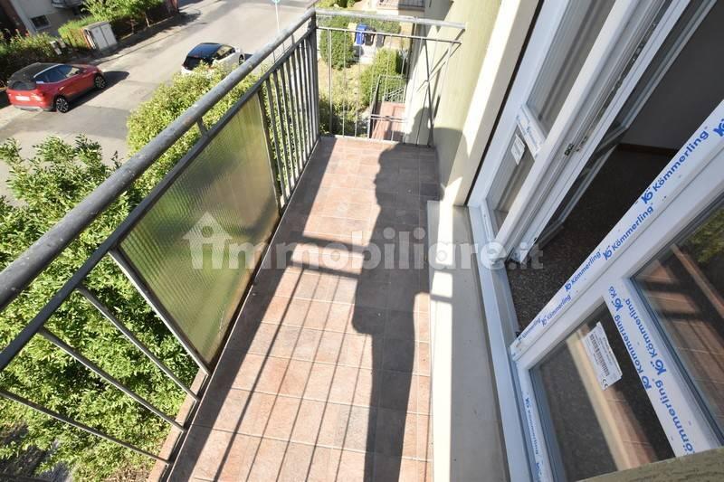Quadrilocale via Caduti di Cefalonia, Centro, Fidenza — foto 12 di 44