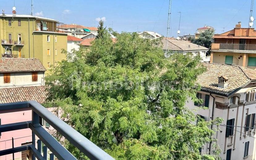 Quadrilocale via La Spezia 49, Ospedale - Volturno, Parma — foto 2 di 9
