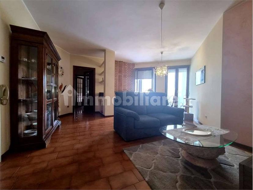 Appartamento via Fogagnolo, 16, Villafranca di Verona — foto 2 di 29