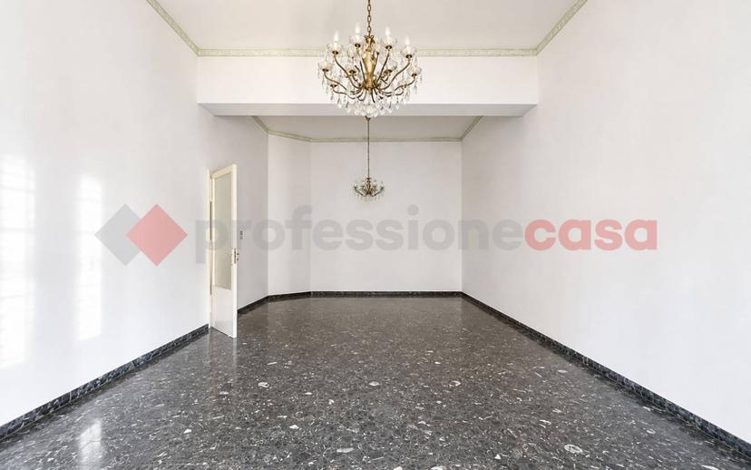 Quadrilocale via francesco crispi, 102, Umberto - Ermocrate, Siracusa — foto 2 di 18