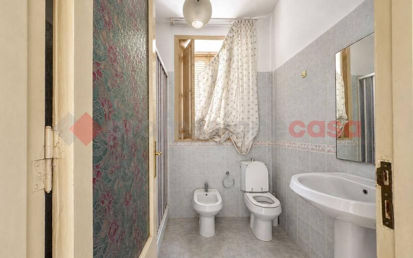 Quadrilocale via francesco crispi, 102, Umberto - Ermocrate, Siracusa — foto 3 di 18