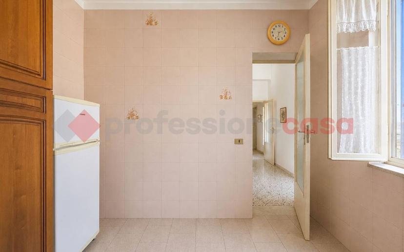 Quadrilocale via francesco crispi, 102, Umberto - Ermocrate, Siracusa — foto 16 di 18