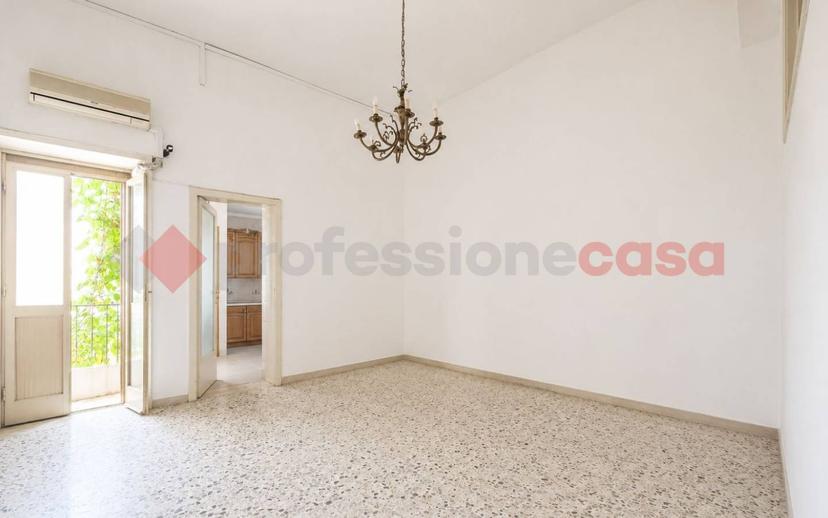 Quadrilocale via francesco crispi, 102, Umberto - Ermocrate, Siracusa — foto 10 di 18