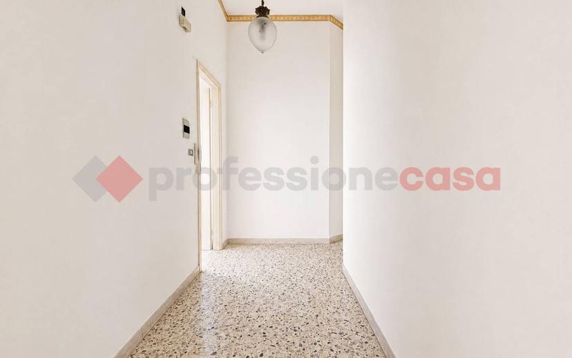Quadrilocale via francesco crispi, 102, Umberto - Ermocrate, Siracusa — foto 4 di 18