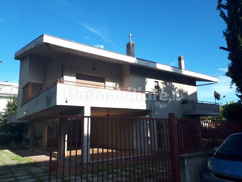 Villa unifamiliare via Cristoforo Colombo, San Nicolò A Tordino, Teramo — foto 10 di 26