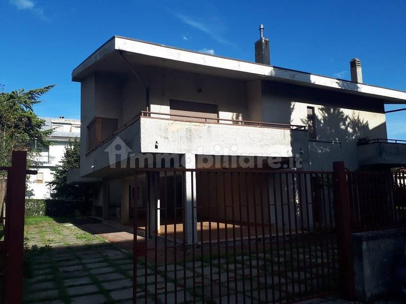 Villa unifamiliare via Cristoforo Colombo, San Nicolò A Tordino, Teramo — foto 18 di 26