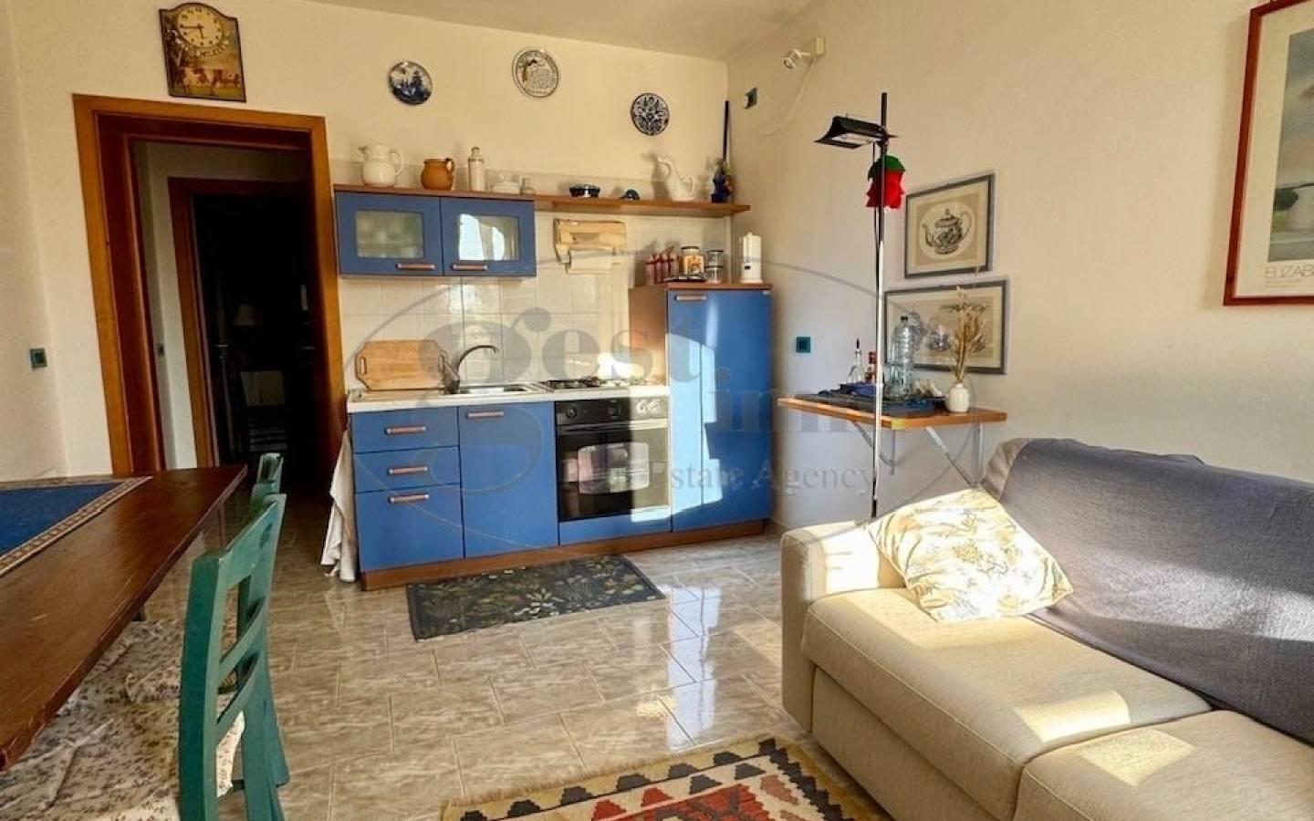 Bilocale buono stato, piano terra, Quercianella, Livorno