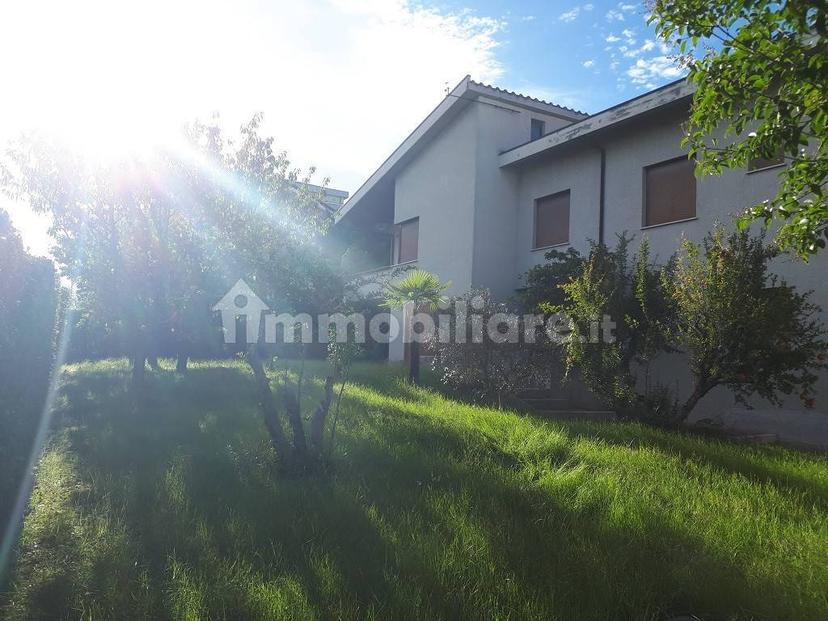 Villa unifamiliare via Cristoforo Colombo, San Nicolò A Tordino, Teramo — foto 5 di 26
