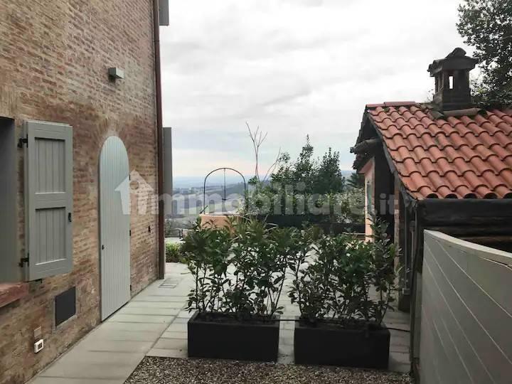 Trilocale via di Monte Donato 12, Collinare, Bologna — foto 15 di 19