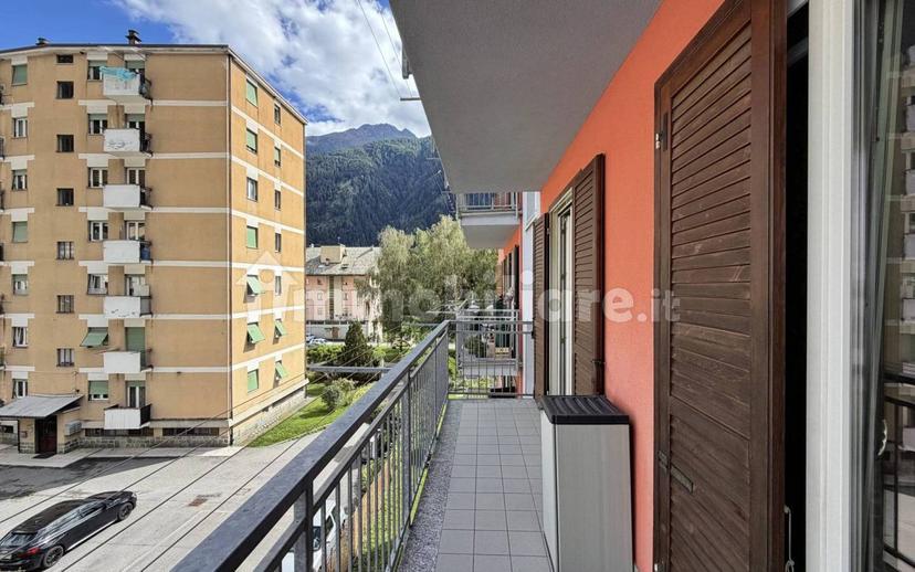 Appartamento largo Primo Maggio, 5, Centro, Sondalo — foto 15 di 51