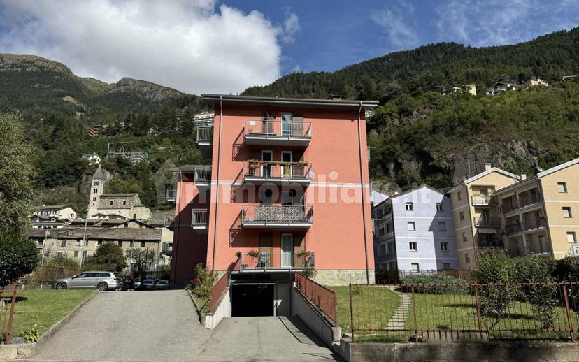 Appartamento largo Primo Maggio, 5, Centro, Sondalo — foto 4 di 51