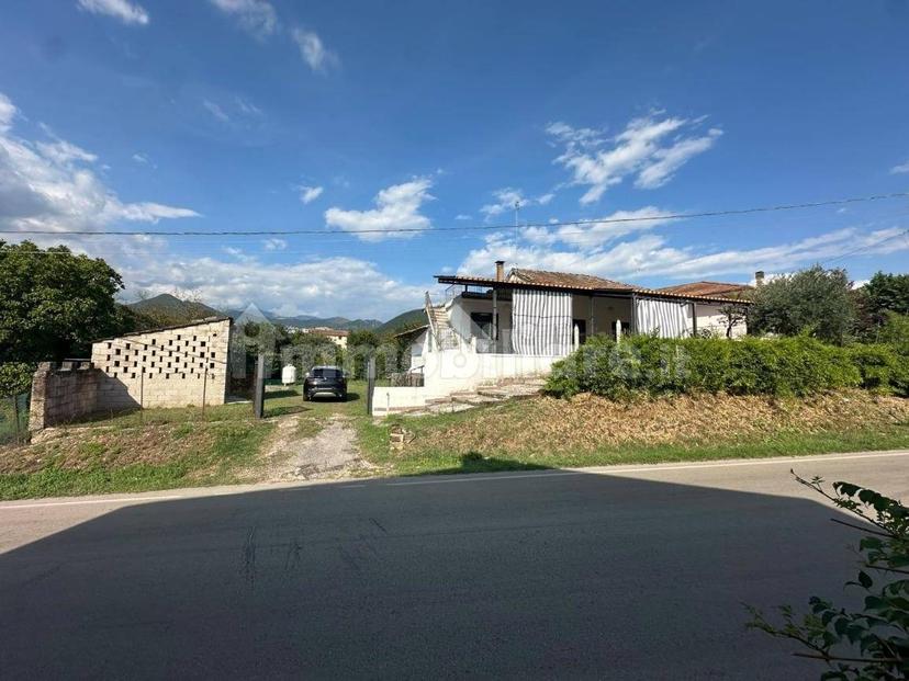 Terratetto unifamiliare via Strette Camere 48, Centro, Sant'Elia Fiumerapido — foto 8 di 22