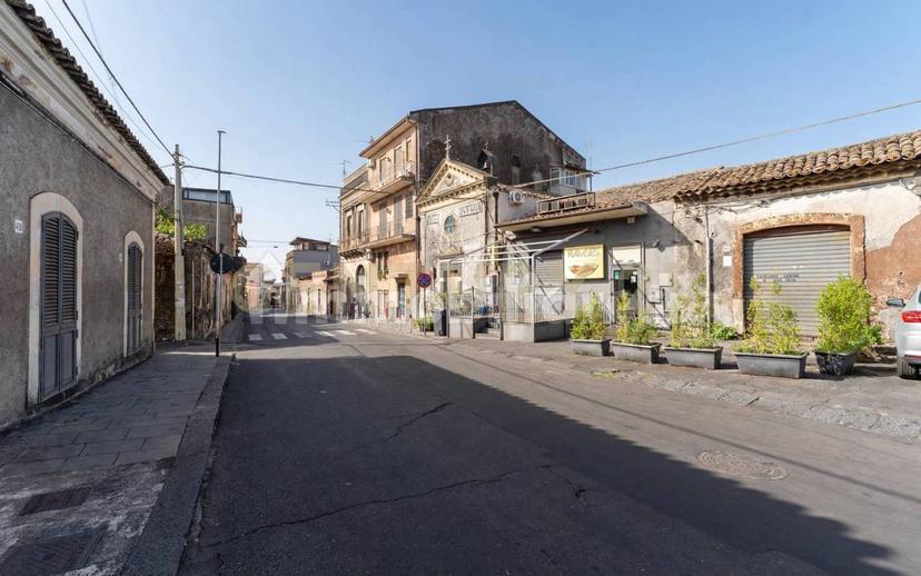 Appartamento via Etnea 407, Centro, Gravina di Catania — foto 31 di 37