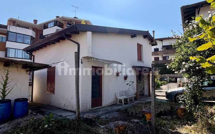 Terratetto unifamiliare largo Zanuttini 3, Centro, Tricesimo — foto 3 di 18