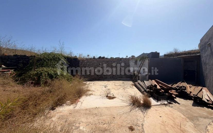 Villa unifamiliare via Kazen, Pantelleria — foto 3 di 12
