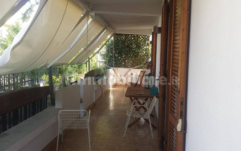 Villa bifamiliare viale delle Regioni 13, Montepaone Lido, Montepaone — foto 5 di 12