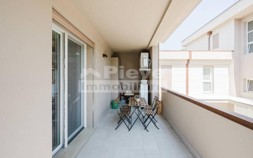 Quadrilocale via Cola 24/R, Cento Paese, Cento — foto 10 di 39