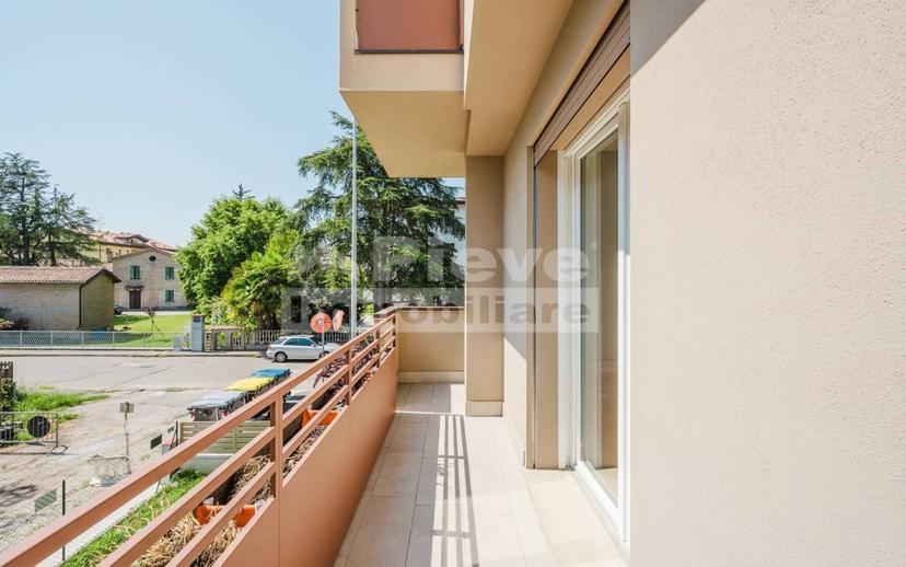 Quadrilocale via Cola 24/R, Cento Paese, Cento — foto 12 di 39