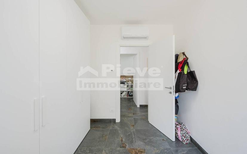 Quadrilocale via Cola 24/R, Cento Paese, Cento — foto 34 di 39