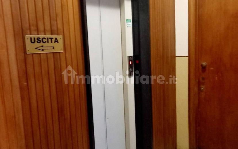 Trilocale via Camillo Benso di Cavour 10, Centro, Fidenza — foto 38 di 90