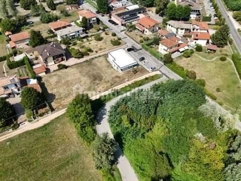 Villa unifamiliare Giacomo Leopardi, 77, Centro, Ispra — foto 32 di 34