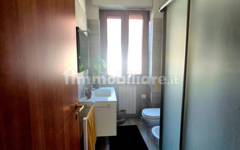 Trilocale ottimo stato, primo piano, Sant'Antonio, Novara — foto 7 di 15