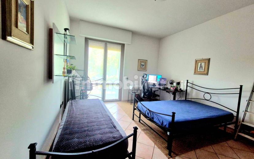 Trilocale ottimo stato, primo piano, Sant'Antonio, Novara — foto 6 di 15