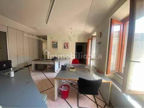 Quadrilocale via Emilia San C, Centro Storico, Voghera — foto 7 di 18