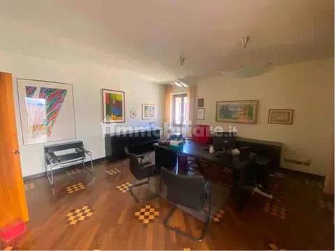 Appartamento via Emilia San C, Centro Storico, Voghera