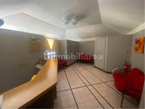 Appartamento via Emilia San C, Centro Storico, Voghera — foto 16 di 24