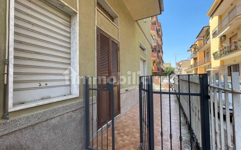 Bilocale via Giovanni Gentile 26, Centro, Maddaloni — foto 5 di 28