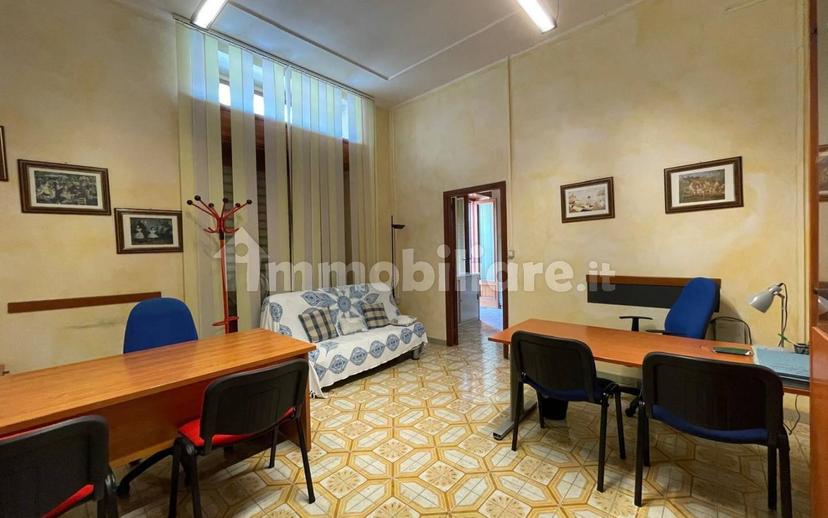 Bilocale via Giovanni Gentile 26, Centro, Maddaloni — foto 22 di 28