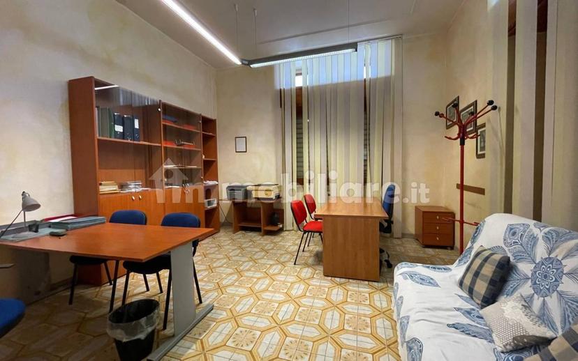 Bilocale via Giovanni Gentile 26, Centro, Maddaloni — foto 10 di 28