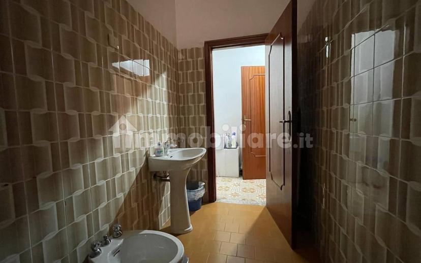 Bilocale via Giovanni Gentile 26, Centro, Maddaloni — foto 18 di 28