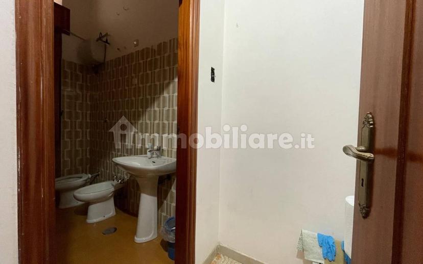 Bilocale via Giovanni Gentile 26, Centro, Maddaloni — foto 24 di 28