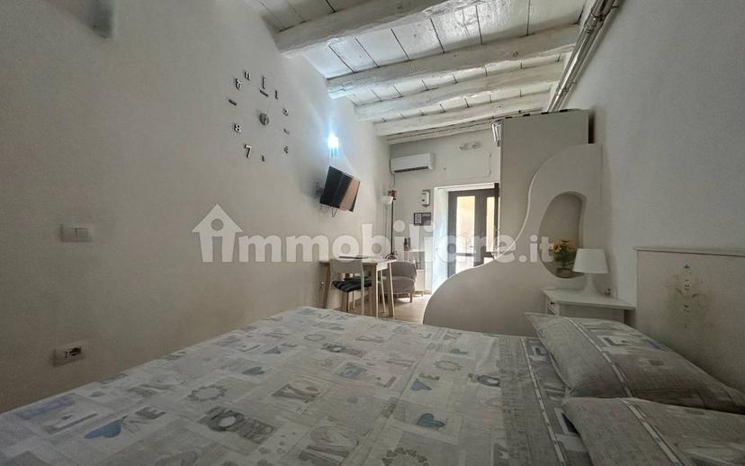 Monolocale via dei Genovesi 56, Castello, Cagliari — foto 4 di 13