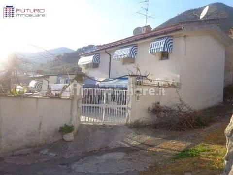 Villa unifamiliare, buono stato, 195 m², Centro, Monte San Biagio