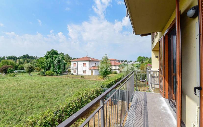 Bilocale via Giovan Battista Borgonovo 22, Cadorago — foto 2 di 22