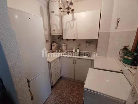 Stanza in affitto in appartamento via Madonnina, 5, Cuasso al Monte