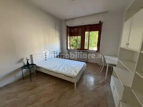 Stanza in affitto in appartamento corso Iv Novembre, 56, Alessandria — foto 2 di 25