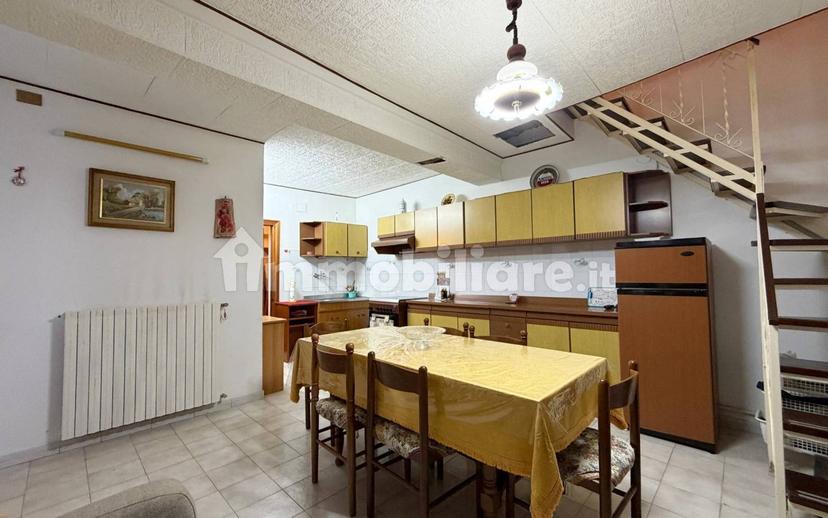 Trilocale via Magenta 16, Centro, Orte — foto 13 di 20