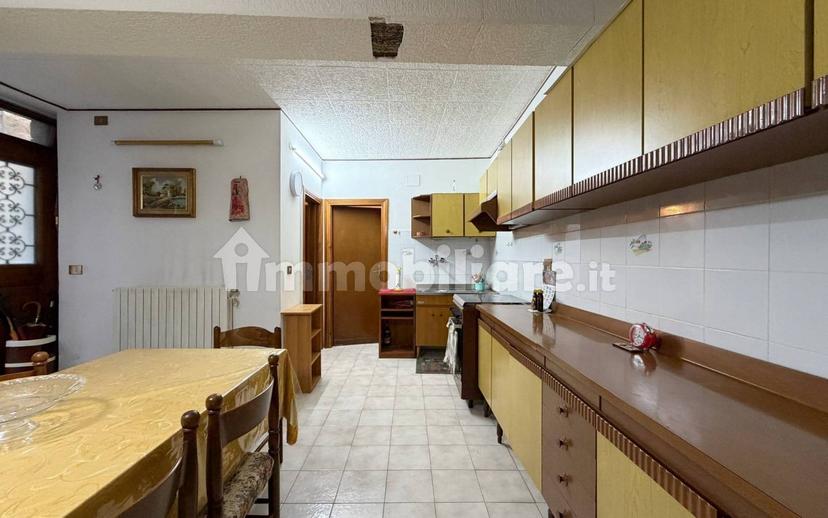 Trilocale via Magenta 16, Centro, Orte — foto 2 di 20