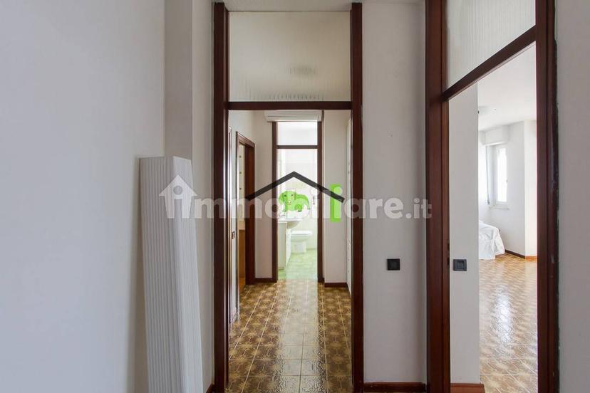 Appartamento via Umberto I 93, Centro, Maniago — foto 34 di 34
