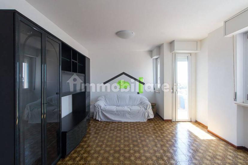 Appartamento via Umberto I 93, Centro, Maniago — foto 8 di 34