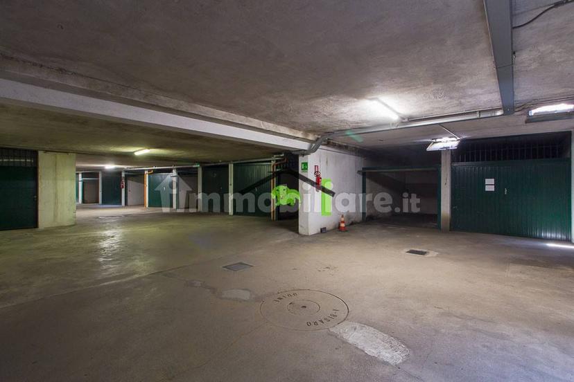 Appartamento via Umberto I 93, Centro, Maniago — foto 30 di 34