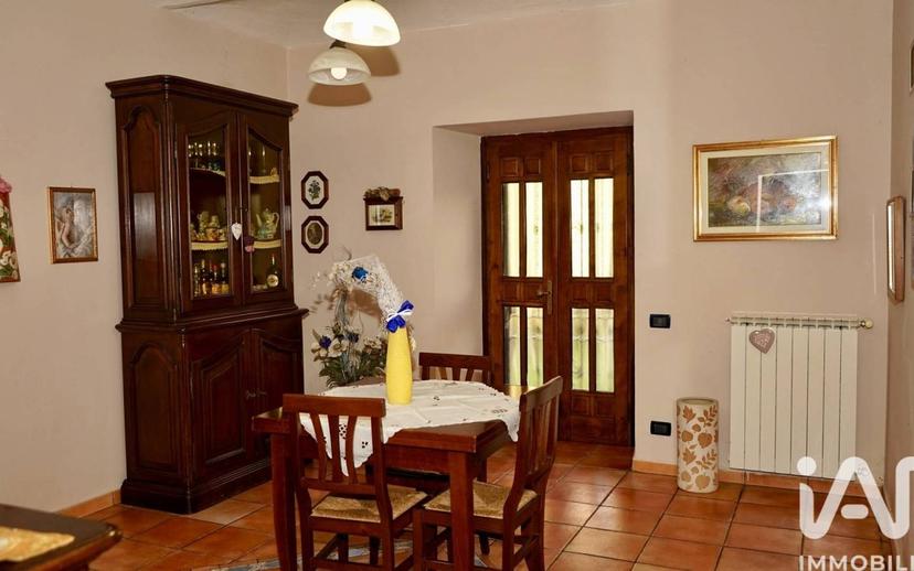 Villa unifamiliare, buono stato, 241 m², Fubine Monferrato — foto 3 di 27