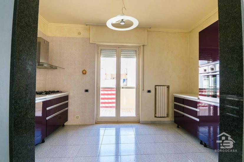 Quadrilocale largo delle Begonie 3, Centro, Manfredonia — foto 9 di 22