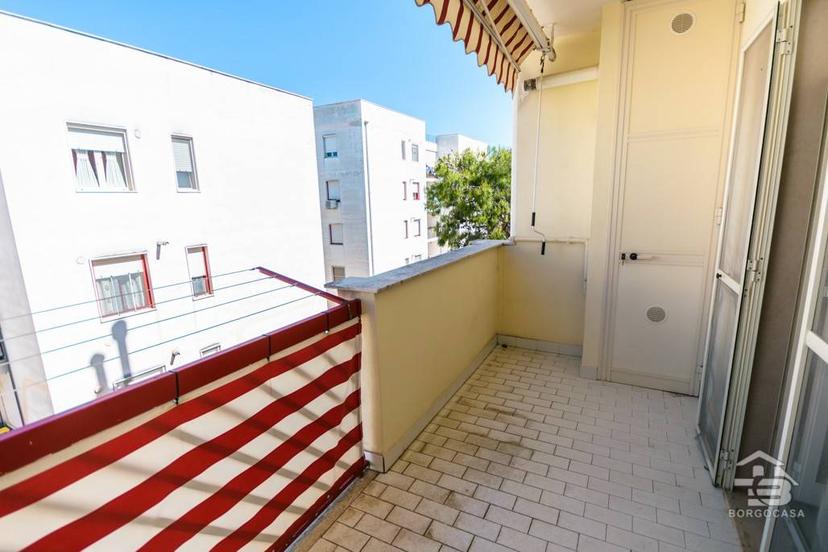 Quadrilocale largo delle Begonie 3, Centro, Manfredonia — foto 14 di 22