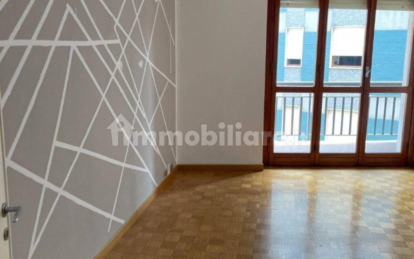 Appartamento via Alessandro Roccavilla 4, Centro Storico, Biella — foto 25 di 32